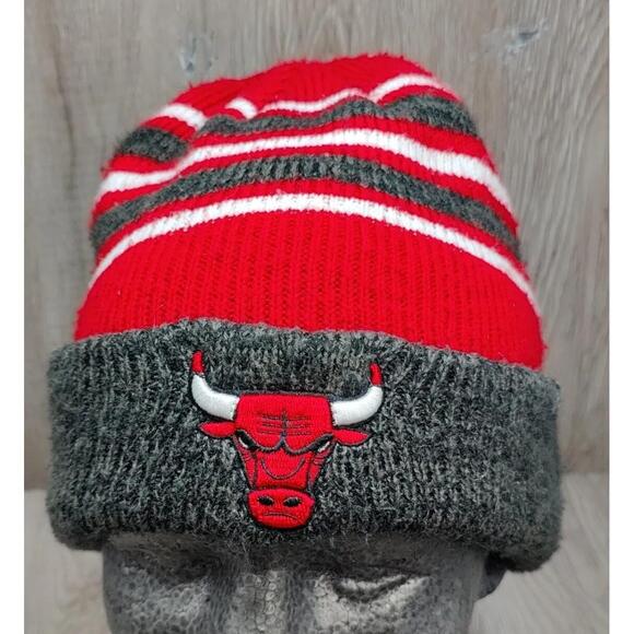 Men's Bulls Beanie '47 Cuff Hat Chicago NBA Acrylic Hat Cap red Black Windy City - Picture 1 of 8